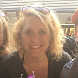 Meet your Posher, Kelly